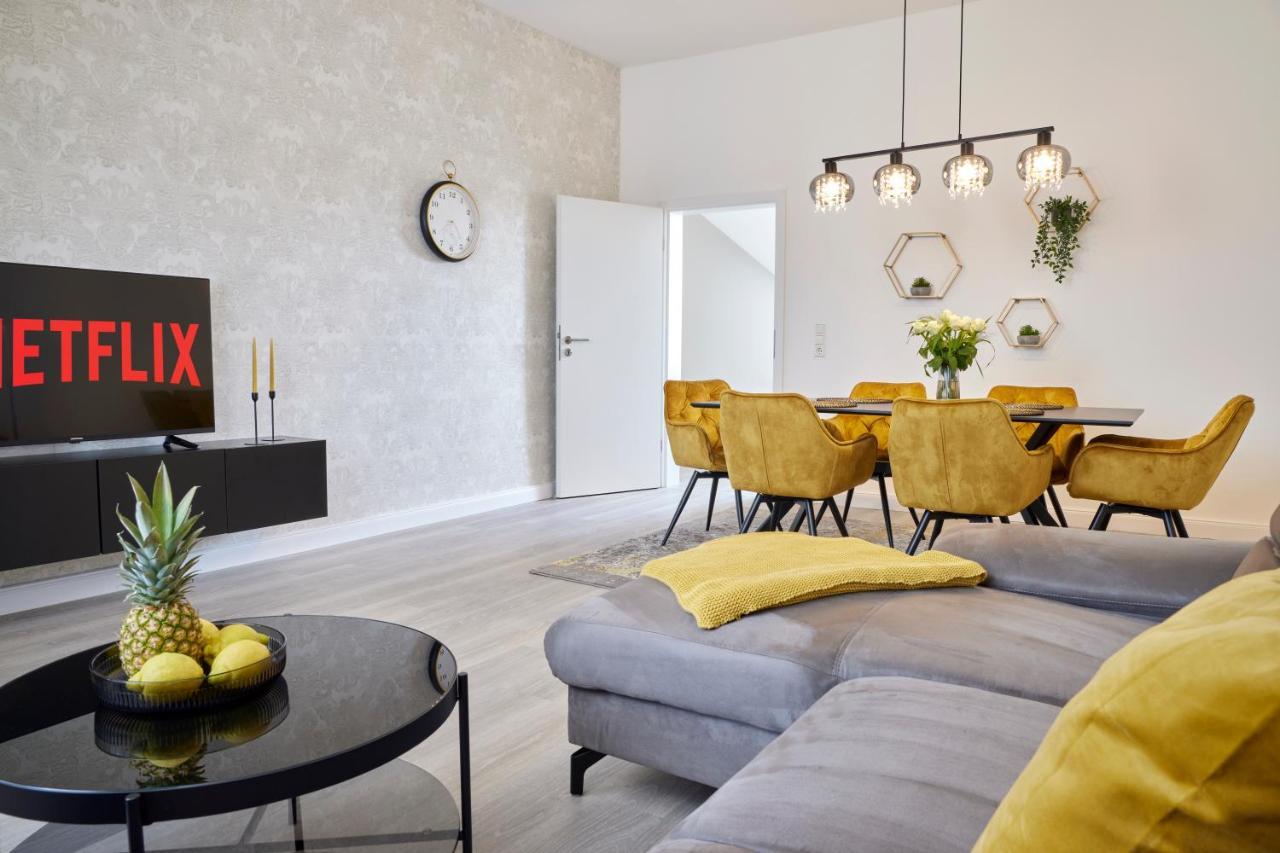 Schlossberg Residences - Xxl-Design-Apartment Mit Schlossblick Fuer Bis Zu 12 Personen シュヴェツィンゲン エクステリア 写真