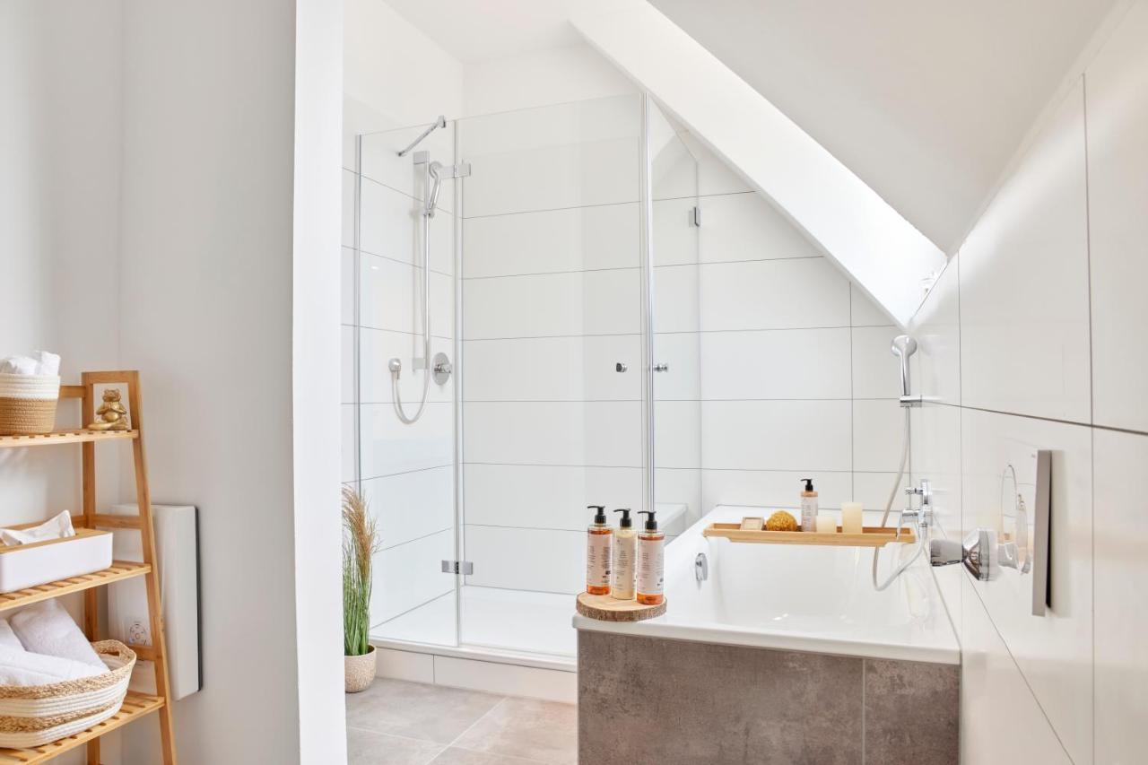 Schlossberg Residences - Xxl-Design-Apartment Mit Schlossblick Fuer Bis Zu 12 Personen シュヴェツィンゲン エクステリア 写真