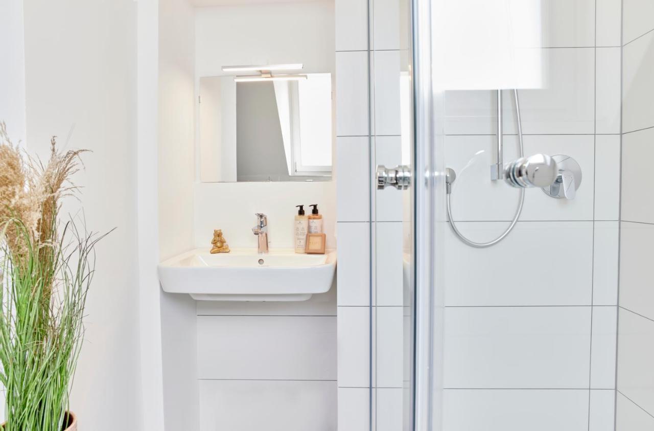 Schlossberg Residences - Xxl-Design-Apartment Mit Schlossblick Fuer Bis Zu 12 Personen シュヴェツィンゲン エクステリア 写真