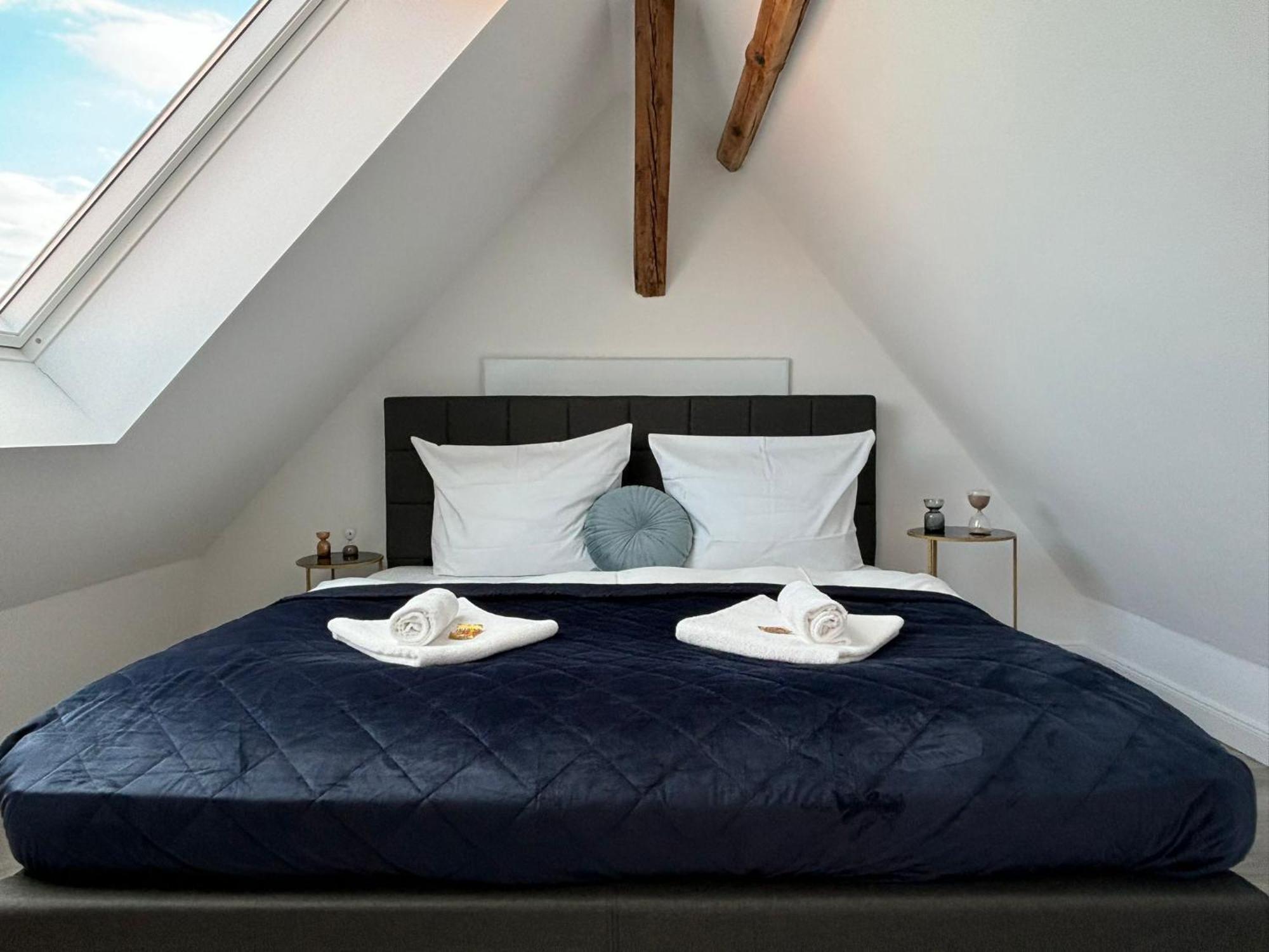Schlossberg Residences - Xxl-Design-Apartment Mit Schlossblick Fuer Bis Zu 12 Personen シュヴェツィンゲン エクステリア 写真